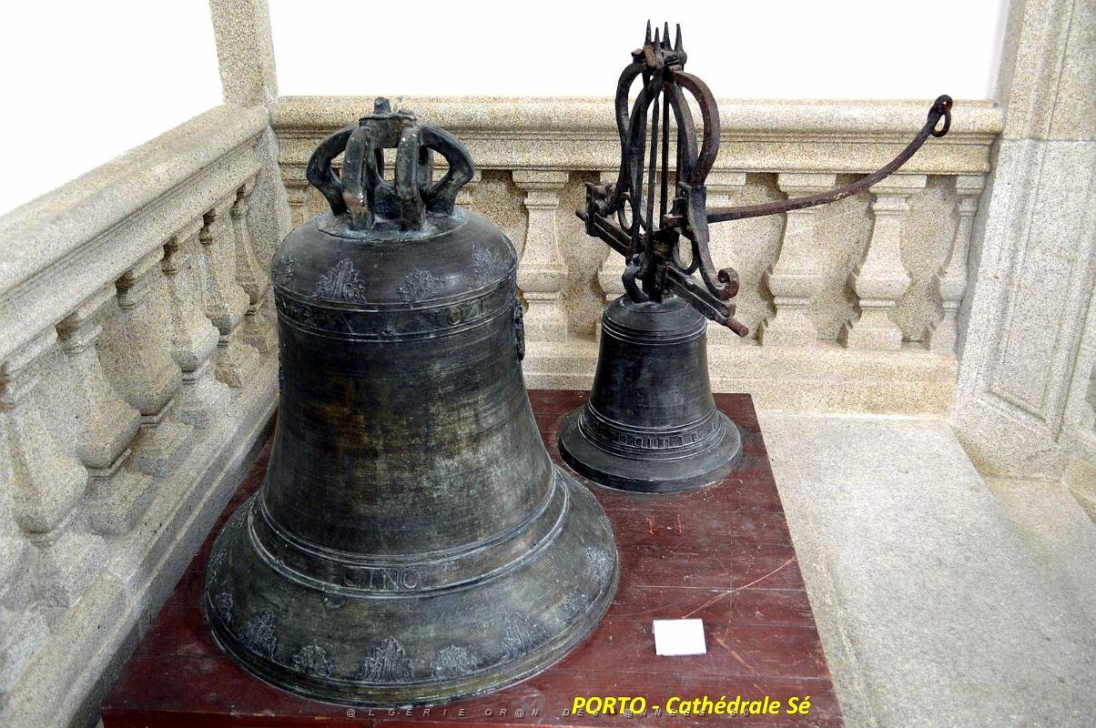 1674- Porto- Cathedrale.jpg
